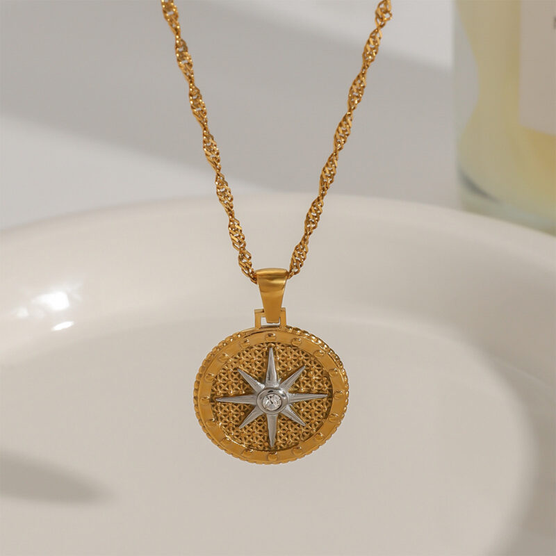 Parker Gold Star Pendant Necklace - Image 3