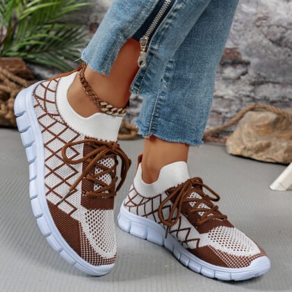 Colorblock Plaid Lace-Up Flyknit Sneakers Ins Mesh Casual Shoes Fashion Breathable Walking Running Sports Shoes For Women - Light Brown, 40